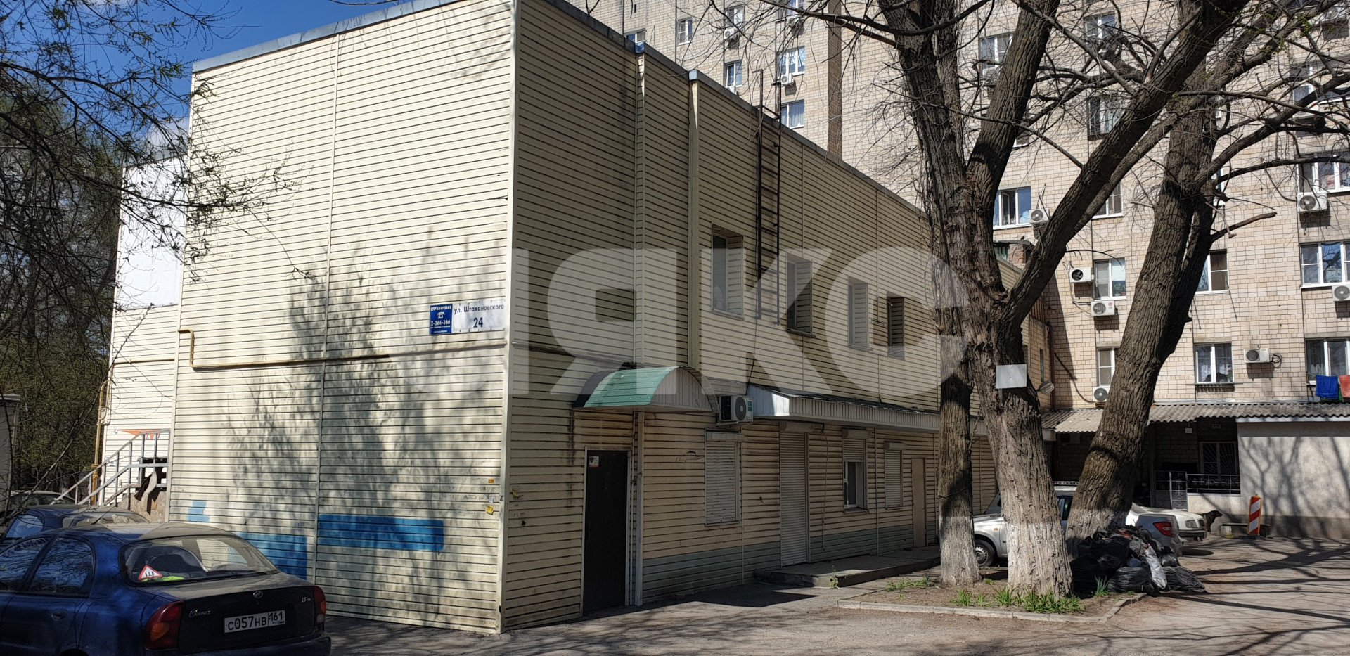 Фото №1: Коммерция 740 м² - Ростов-на-Дону, Чкаловский, ул. Штахановского, 24