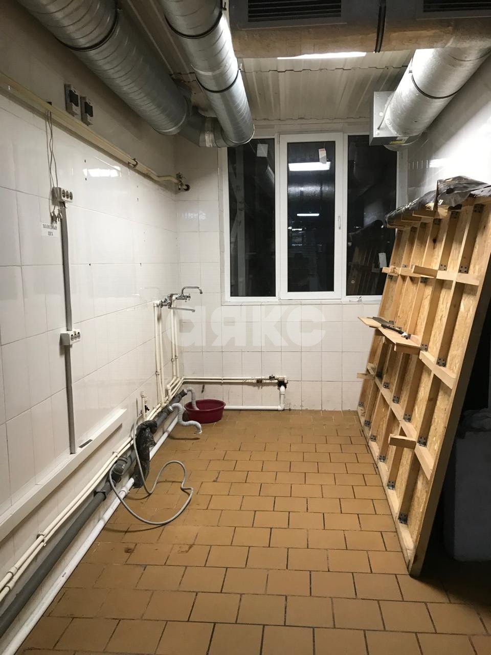 Фото №8: Коммерция 380 м² - Ростов-на-Дону, Новое Поселение, ул. Текучёва, 150