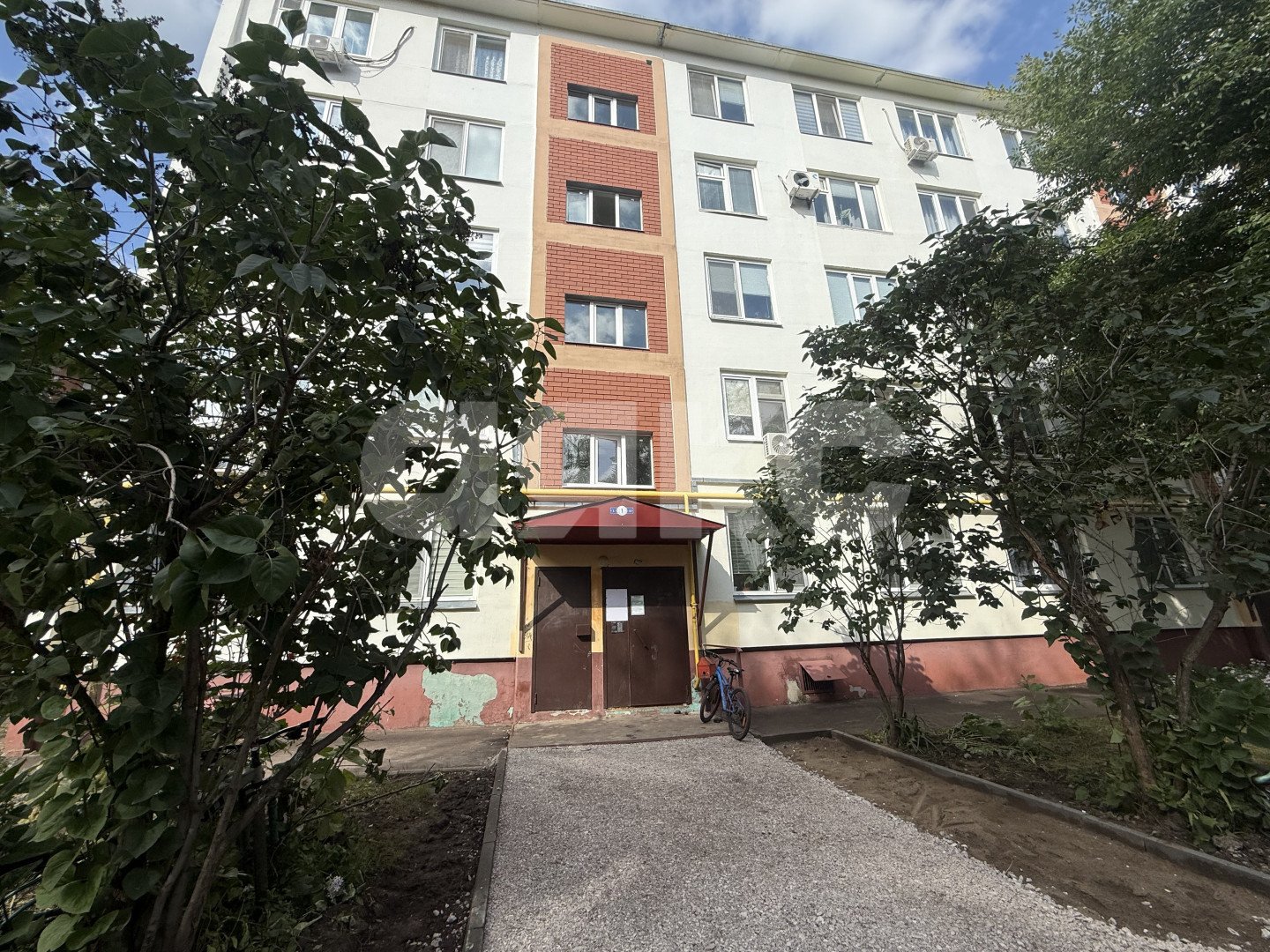 Фото №6: 1-комнатная квартира 29 м² - Нижнекамск, 6-й квартал, пр-кт Химиков, 36В