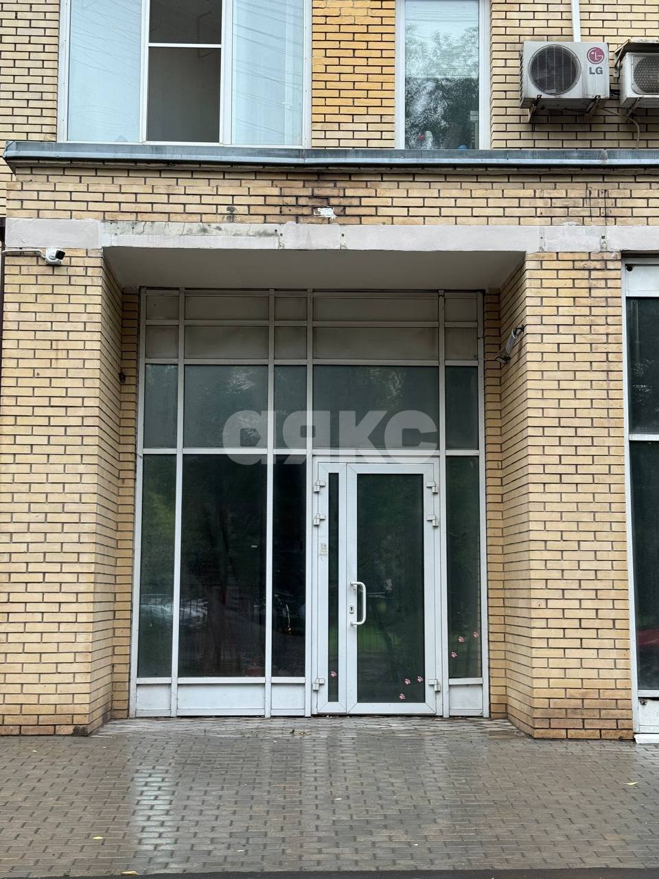 Фото №3: Коммерция 57 м² - Москва, Лосиноостровский, ул. Челюскинская, 9