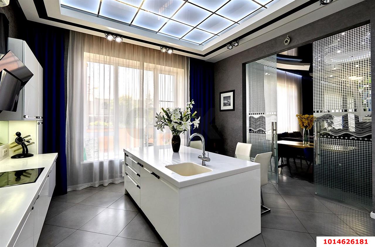 Фото №3: Дом 684 м² + 10 сот. - Краснодар, Карасунский внутригородской округ, ж/р Новознаменский, ул. Демидовская, 39