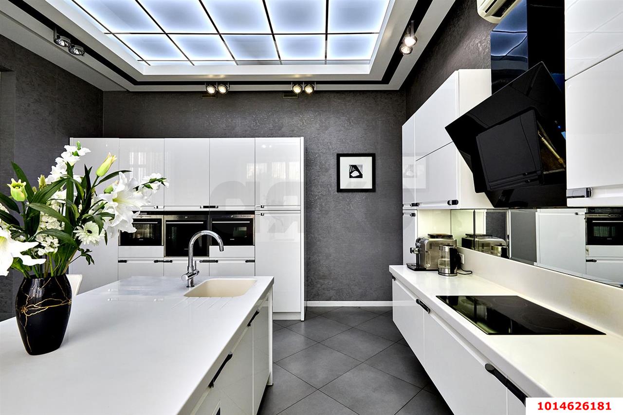 Фото №4: Дом 684 м² + 10 сот. - Краснодар, Новознаменский, ул. Демидовская, 39