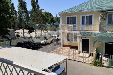 Фото №1: Таунхаус <span class="whitespace-nowrap">75 м²</span> <span class="whitespace-nowrap">+ 1 сот.</span>, <span class="whitespace-nowrap">2 эт.</span> - Анапа, пр-кт Пионерский, 114Вк9
