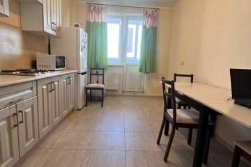 Фото №3: 1-комнатная квартира 49 м² - Краснодар, мкр. имени Маршала Жукова, ул. Александра Покрышкина, 2/2