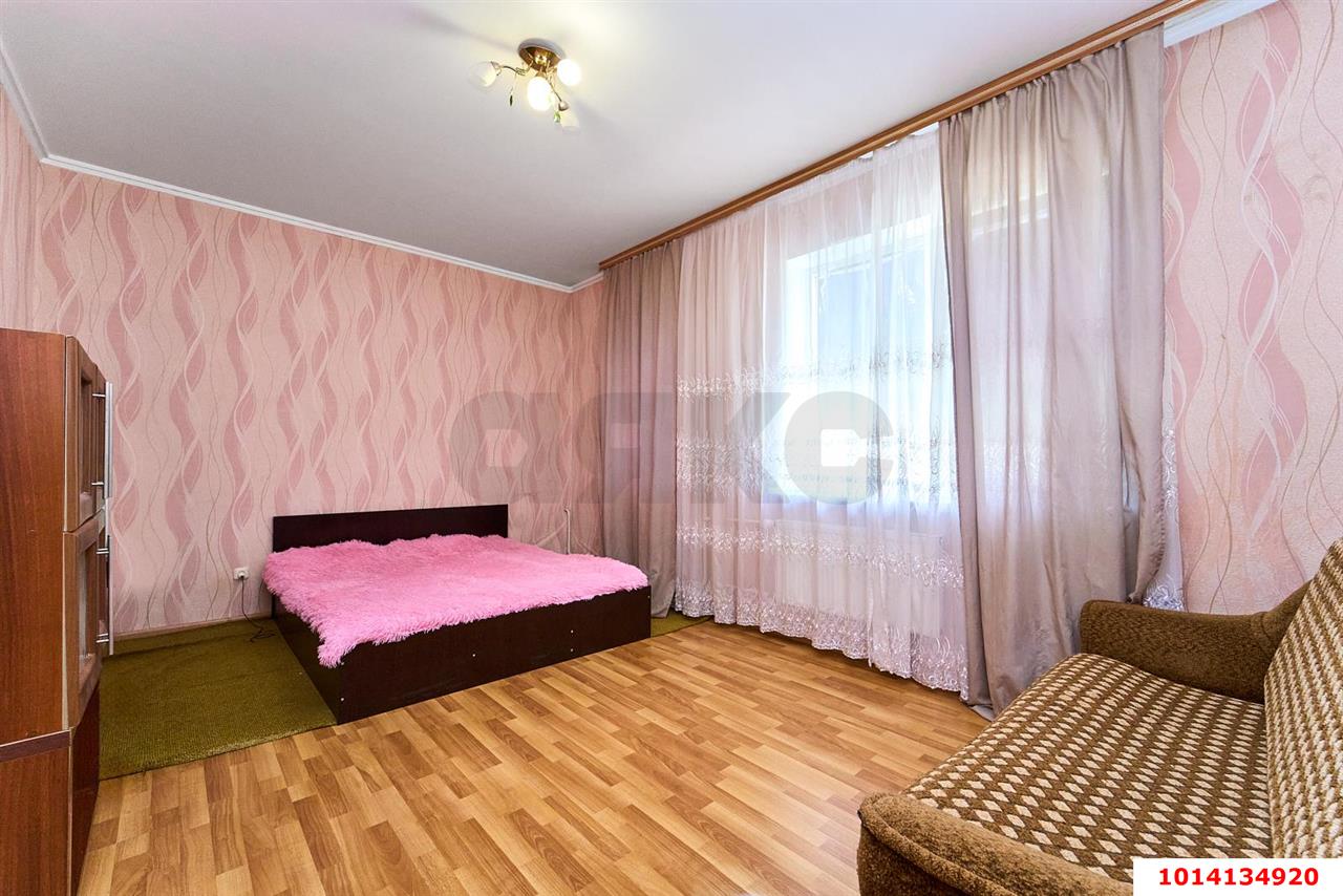 Фото №1: 1-комнатная квартира 42 м² - Краснодар, Краевая Клиническая Больница, ул. Восточно-Кругликовская, 86