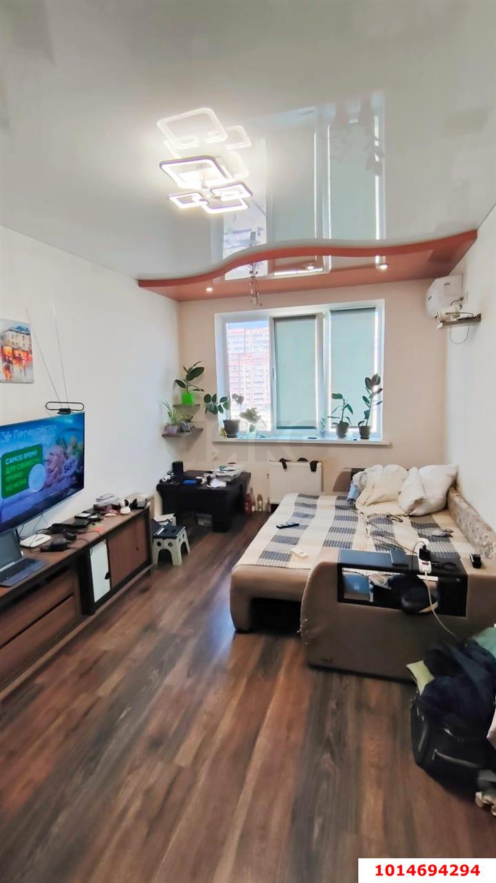 Фото №1: 1-комнатная квартира 33 м² - Краснодар, имени Петра Метальникова, ул. Петра Метальникова, 3/1к2