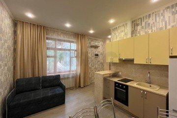 Фото №1: 2-комнатная квартира 45 м² - Краснодар, мкр. Центральный, ул. Щорса, 3