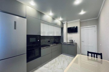 Фото №1: 2-комнатная квартира 60 м² - Краснодар, мкр. жилой комплекс Времена Года 3, ул. Цезаря Куникова, 24к2