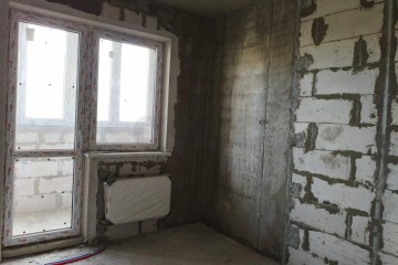 Фото №2: 1-комнатная квартира 42 м² - Краснодар, мкр. Хлопчато-бумажный Комбинат, ул. Уральская, 102