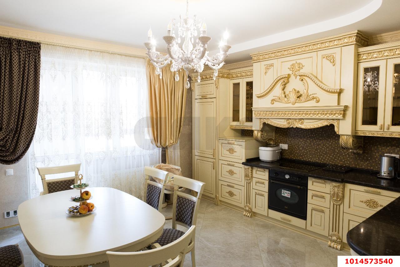 Фото №3: 3-комнатная квартира 112 м² - Краснодар, Центральный, ул. Будённого, 129