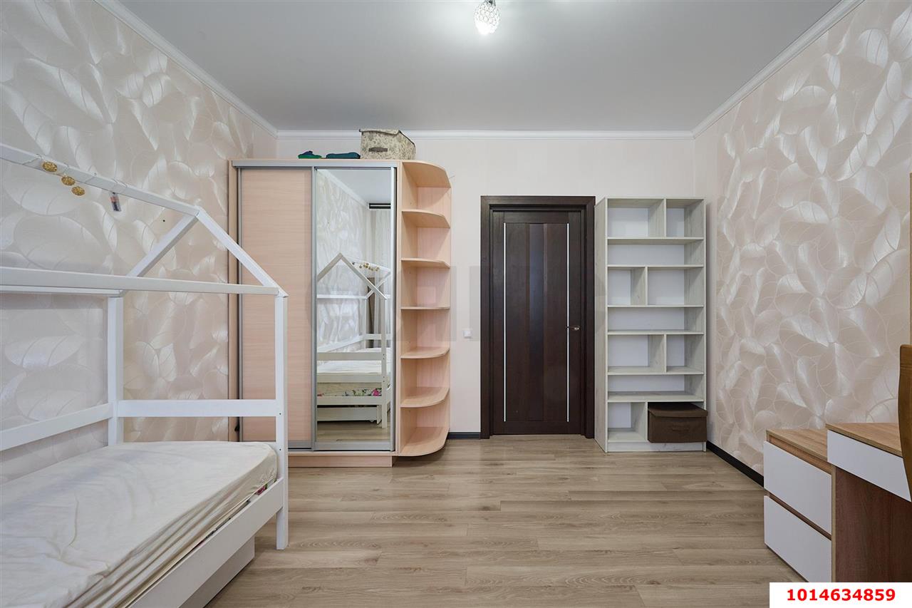 Фото №6: 2-комнатная квартира 76 м² - Краснодар, Восточно-Кругликовский, ул. им. Героя Яцкова И.В., 10