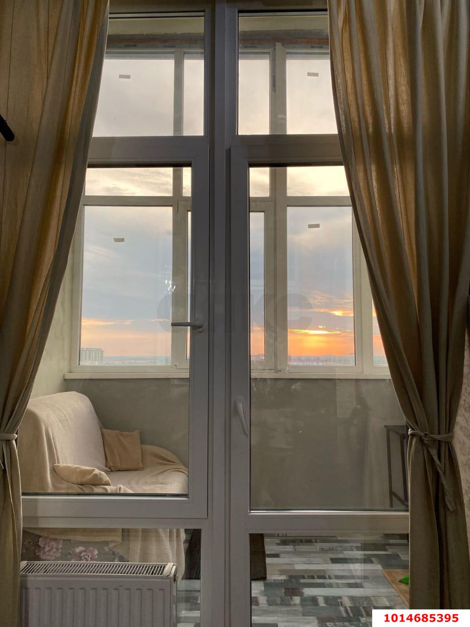 Фото №1: 1-комнатная квартира 43 м² - Краснодар, жилой комплекс Дуэт, ул. Душистая, 79к1