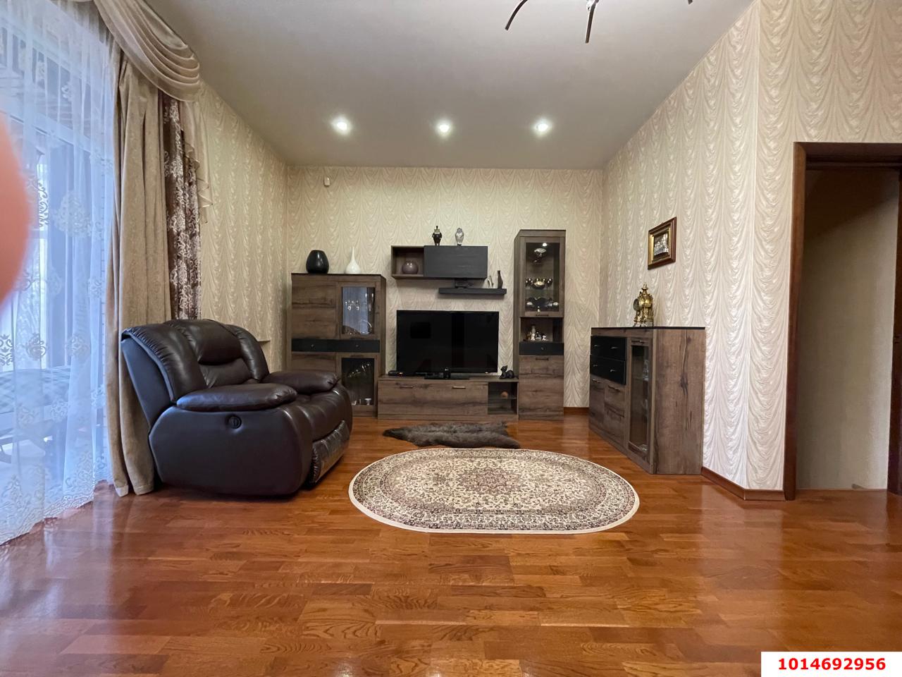 Фото №13: Дом 217 м² + 4.5 сот. - Краснодар, Прикубанский внутригородской округ, Завод Радиоизмерительных Приборов, п. Калинино, ул. Астраханская, 17