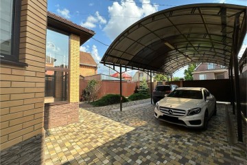 Фото №2: Дом 217 м² - Краснодар, мкр. Завод Радиоизмерительных Приборов, ул. Астраханская, 17