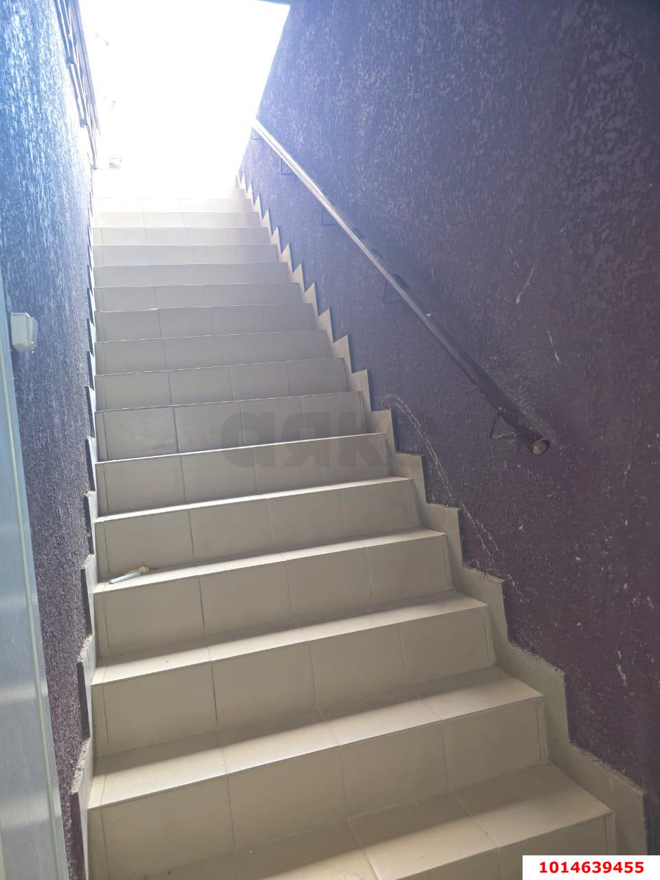 Фото №7: Торговое помещение 51 м² - Краснодар, имени Петра Метальникова, ул. Петра Метальникова, 36