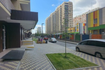 Фото №2: Торговое помещение 51 м² - Краснодар, мкр. имени Петра Метальникова, ул. Петра Метальникова, 36