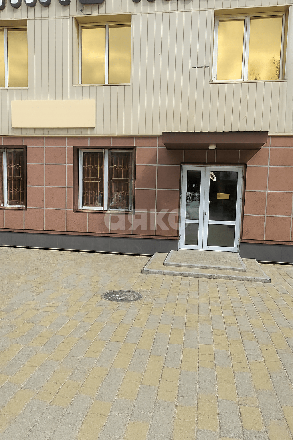 Фото №6: Коммерция 115 м² - Мариуполь, Центральный, пр-кт Строителей