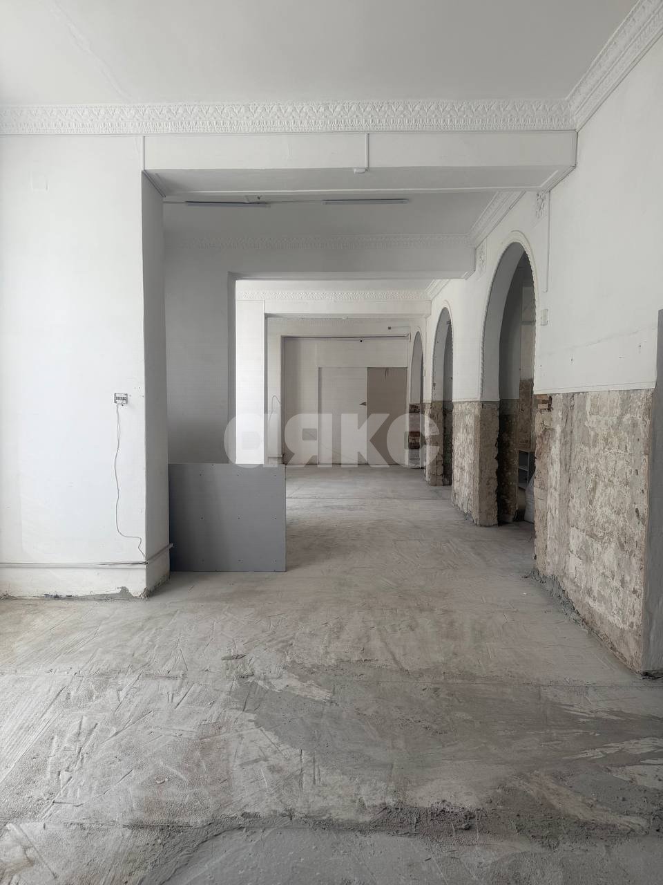 Фото №3: Коммерция 175 м² - Мариуполь, Центральный, ул. Артёма, 48