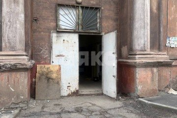 Фото №4: Коммерция 75 м² - Мариуполь, р. Кальмиусский, пр-кт Ильича