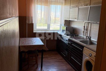 Фото №1: 3-комнатная квартира 56 м² - Мариуполь, мкр. Азовский, ул. Олимпийская, 65