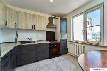 Фото №1: 3-комнатная квартира 71 м² - Краснодар, мкр. Юбилейный, б-р Платановый, 5
