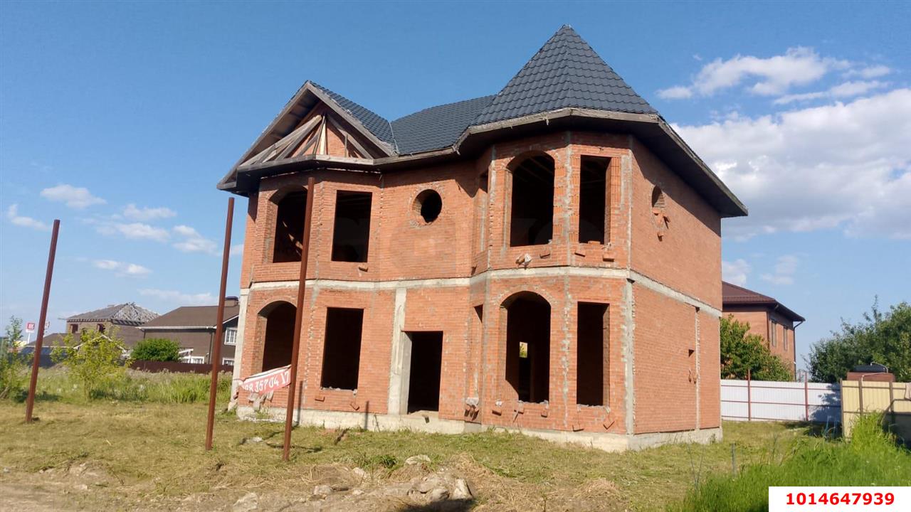 Фото №1: Дом 201 м² + 6.1 сот. - Краснодар, Прикубанский внутригородской округ, п. коттеджный  Близкий, ул. Даниила Смоляна, 11