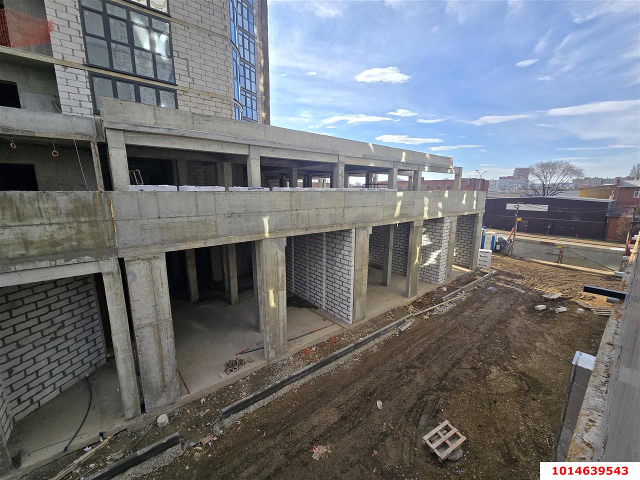 Фото №2: Коммерция 180 м² - Краснодар, Карасунский внутригородской округ, Хлопчато-бумажный Комбинат, мкр. жилой комплекс Режиссёр, ул. Уральская, 100/8