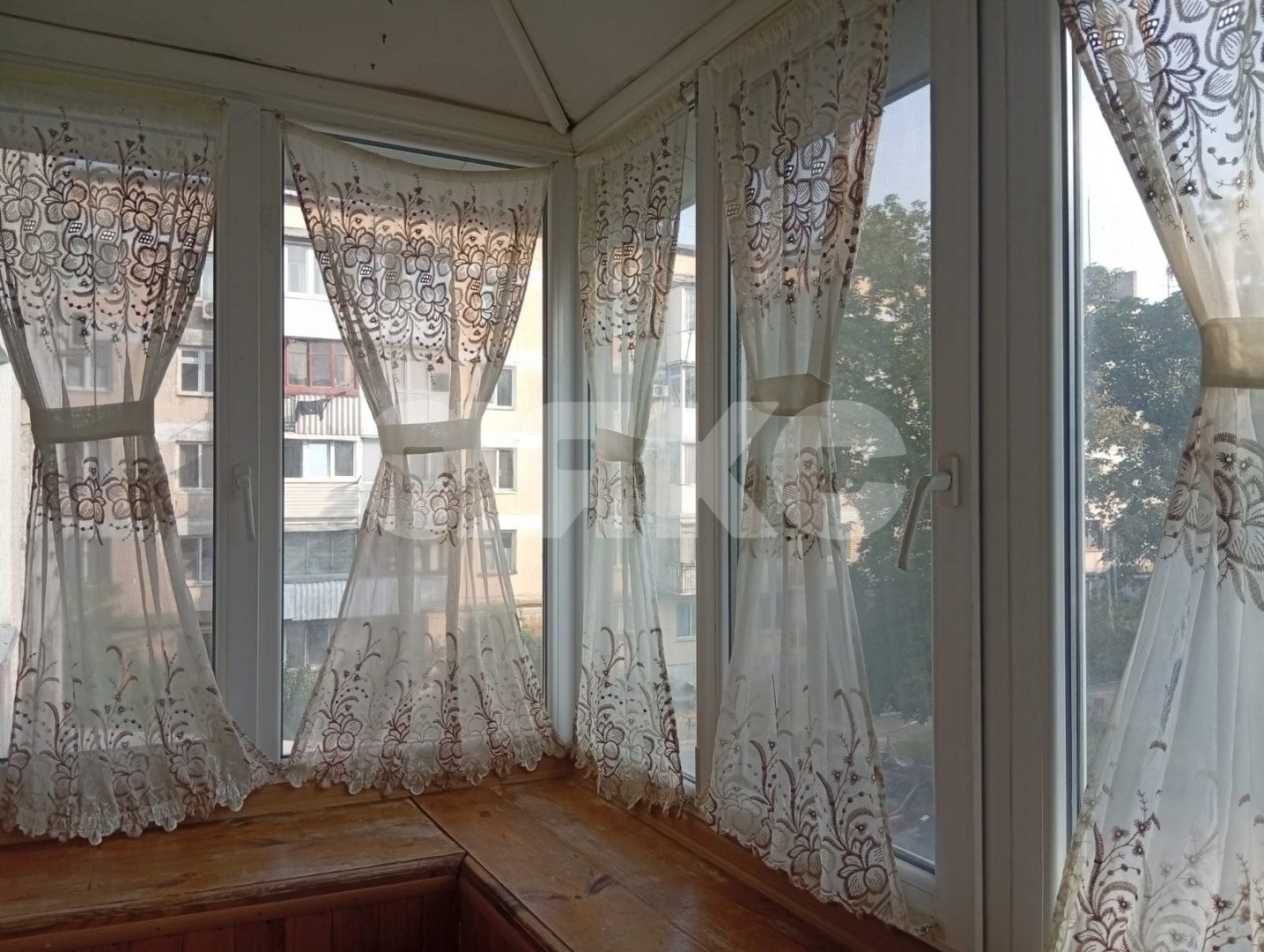 Фото №11: 3-комнатная квартира 58 м² - Симферополь, Центральный, ул. Залесская, 68