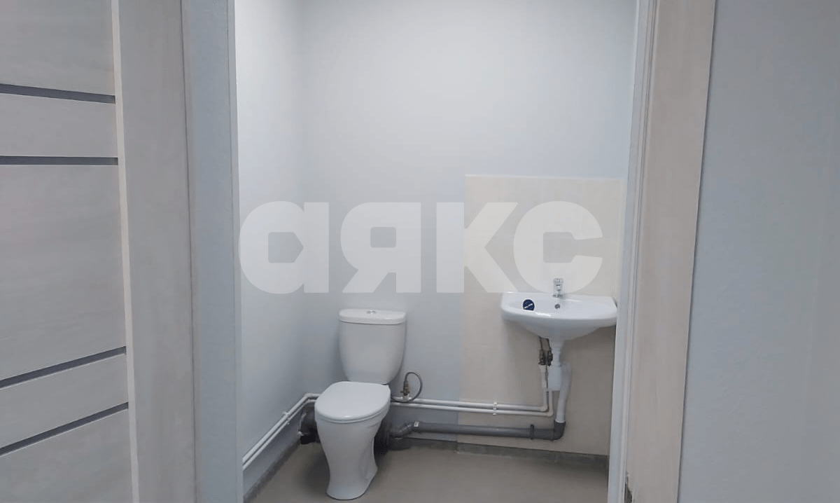 Фото №9: Коммерция 261 м² - Ростов-на-Дону, Северный, б-р Комарова, 30/2с2