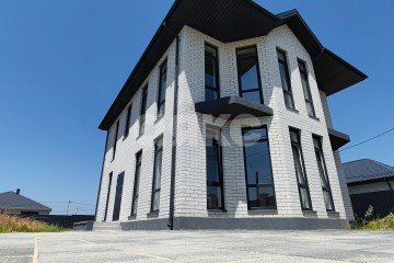 Фото №1: Дом 153 м² - Темрюк, п. Комсомольский, ул. Черноморская