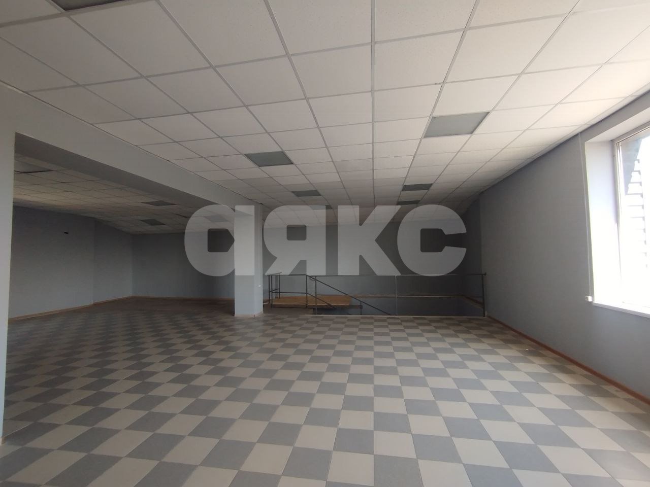 Фото №5: Коммерция 400 м² - Мариуполь, Центральный, ул. Бахчиванджи