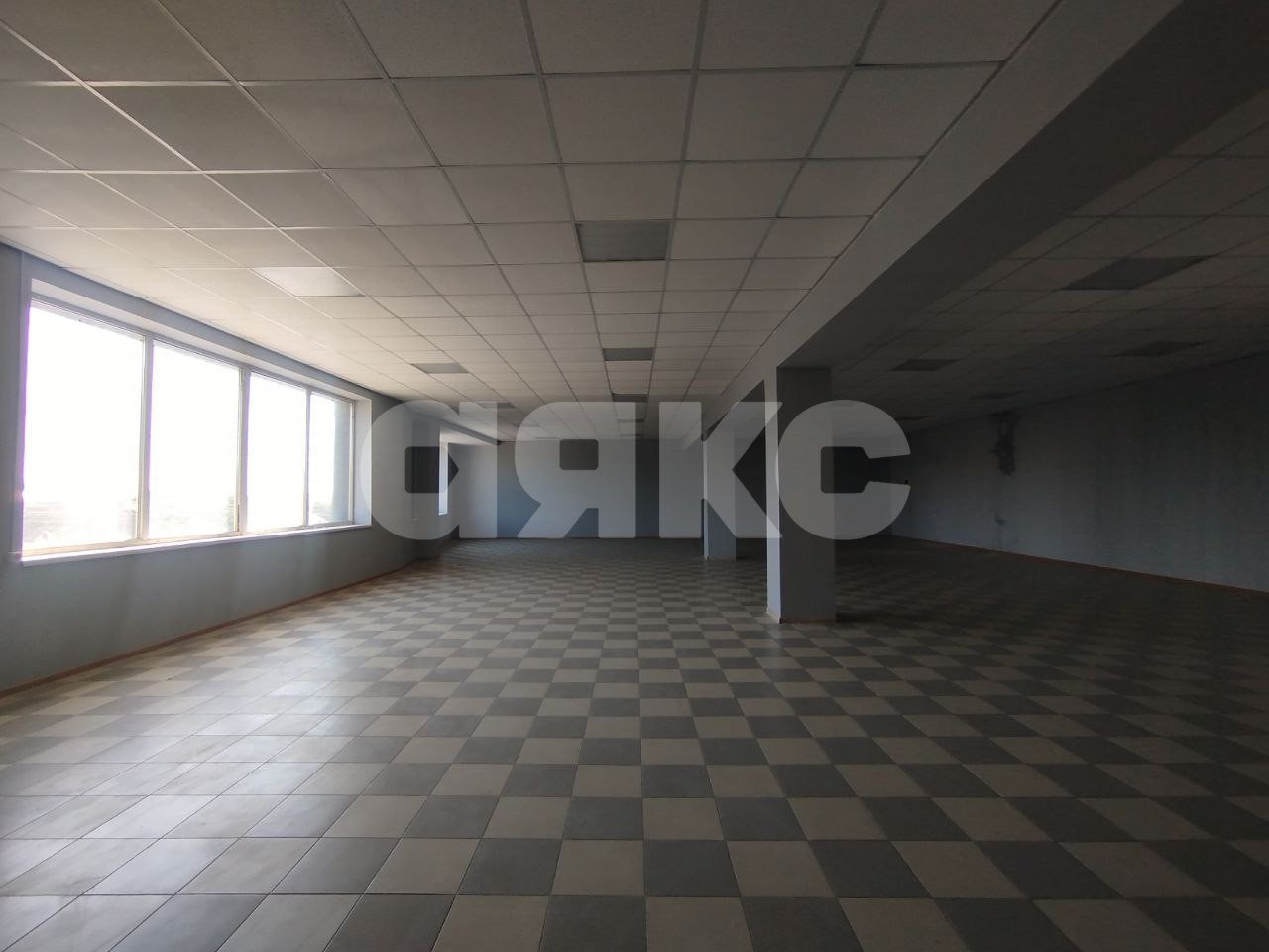 Фото №4: Коммерция 400 м² - Мариуполь, Центральный, ул. Бахчиванджи