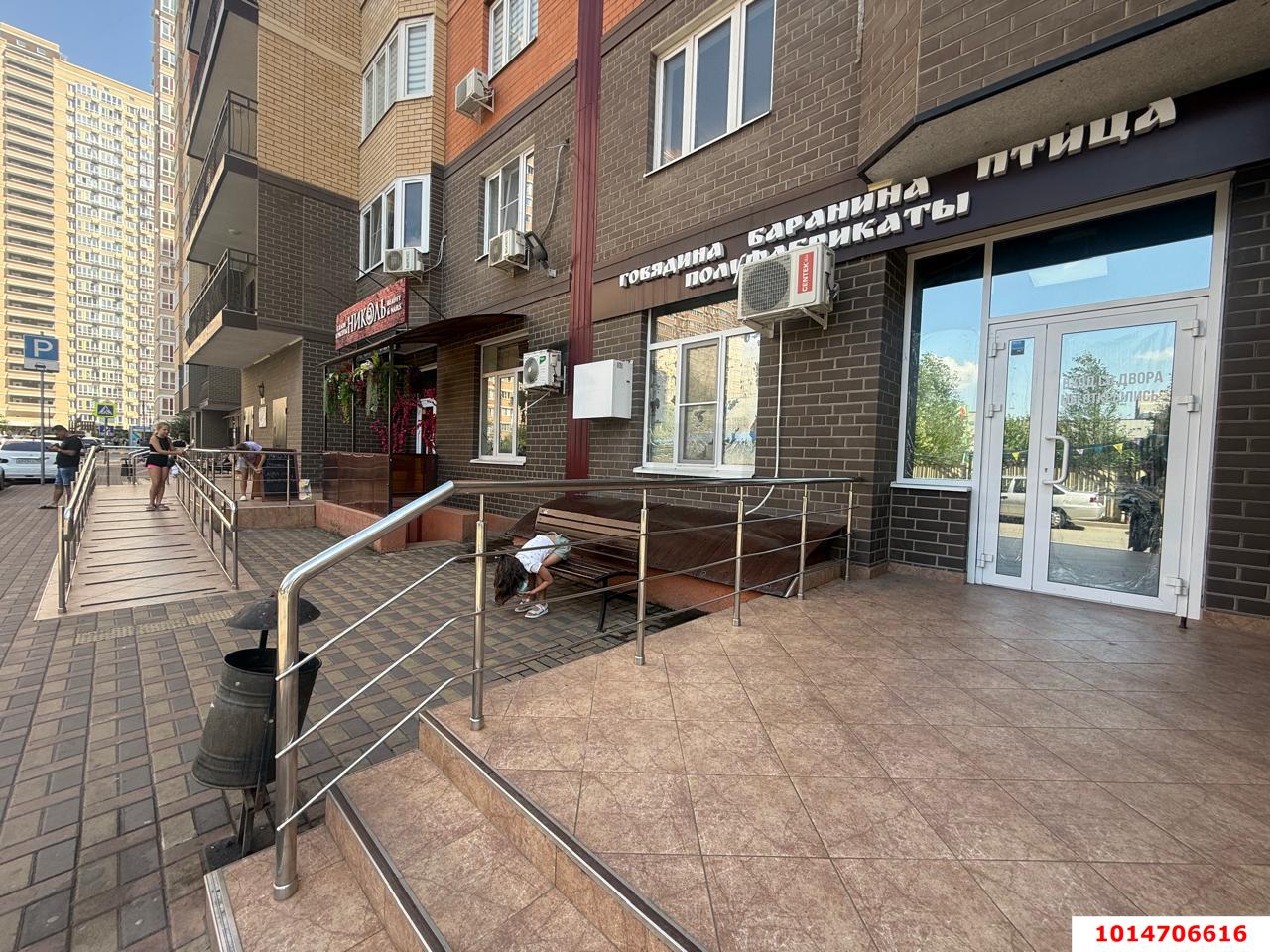 Фото №4: Торговое помещение 89 м² - Краснодар, ЖК Губернский, 