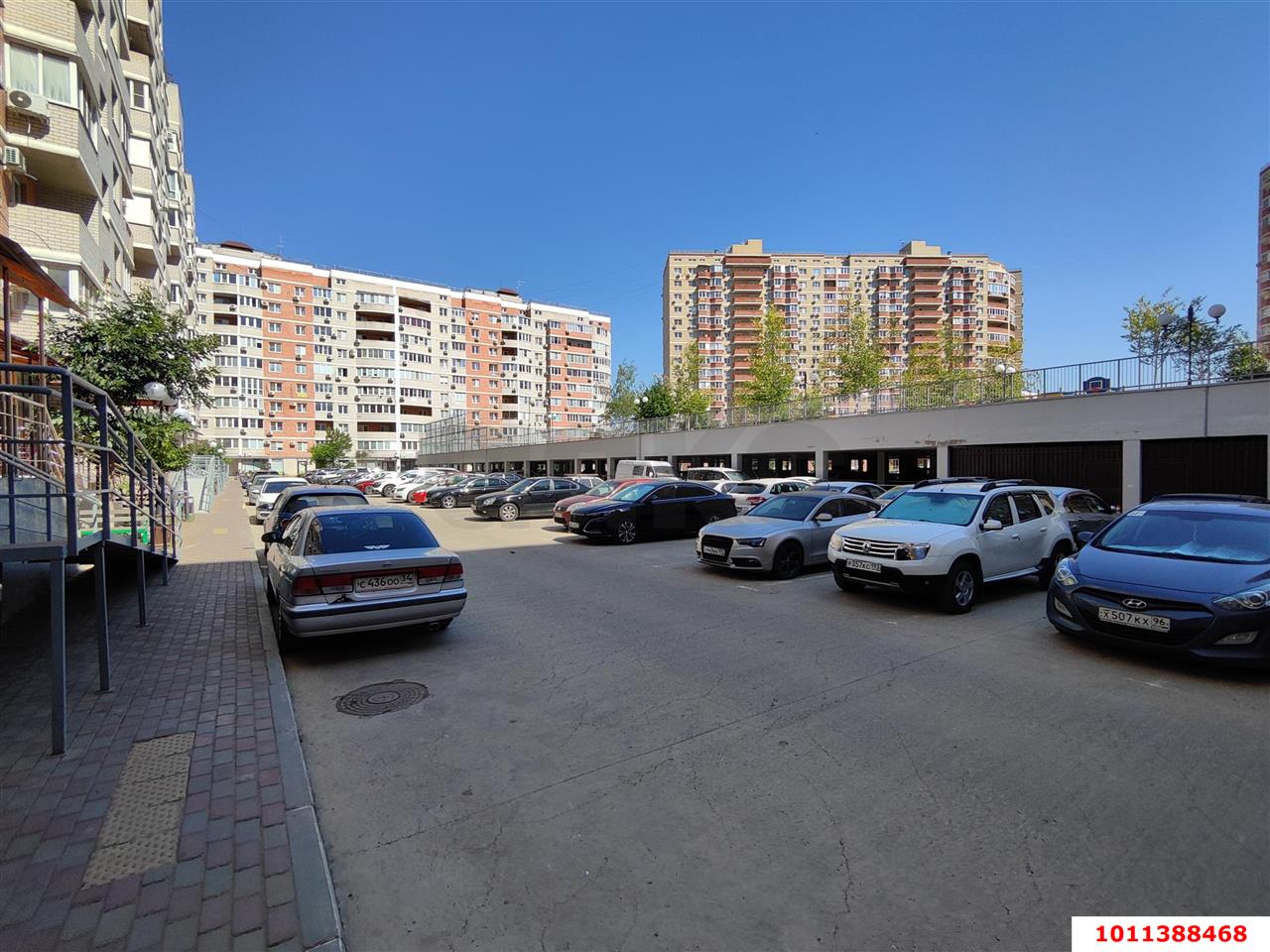 Фото №3: Торговое помещение 97 м² - Краснодар, жилой комплекс Инсити-Парк, ул. Командорская, 1/3