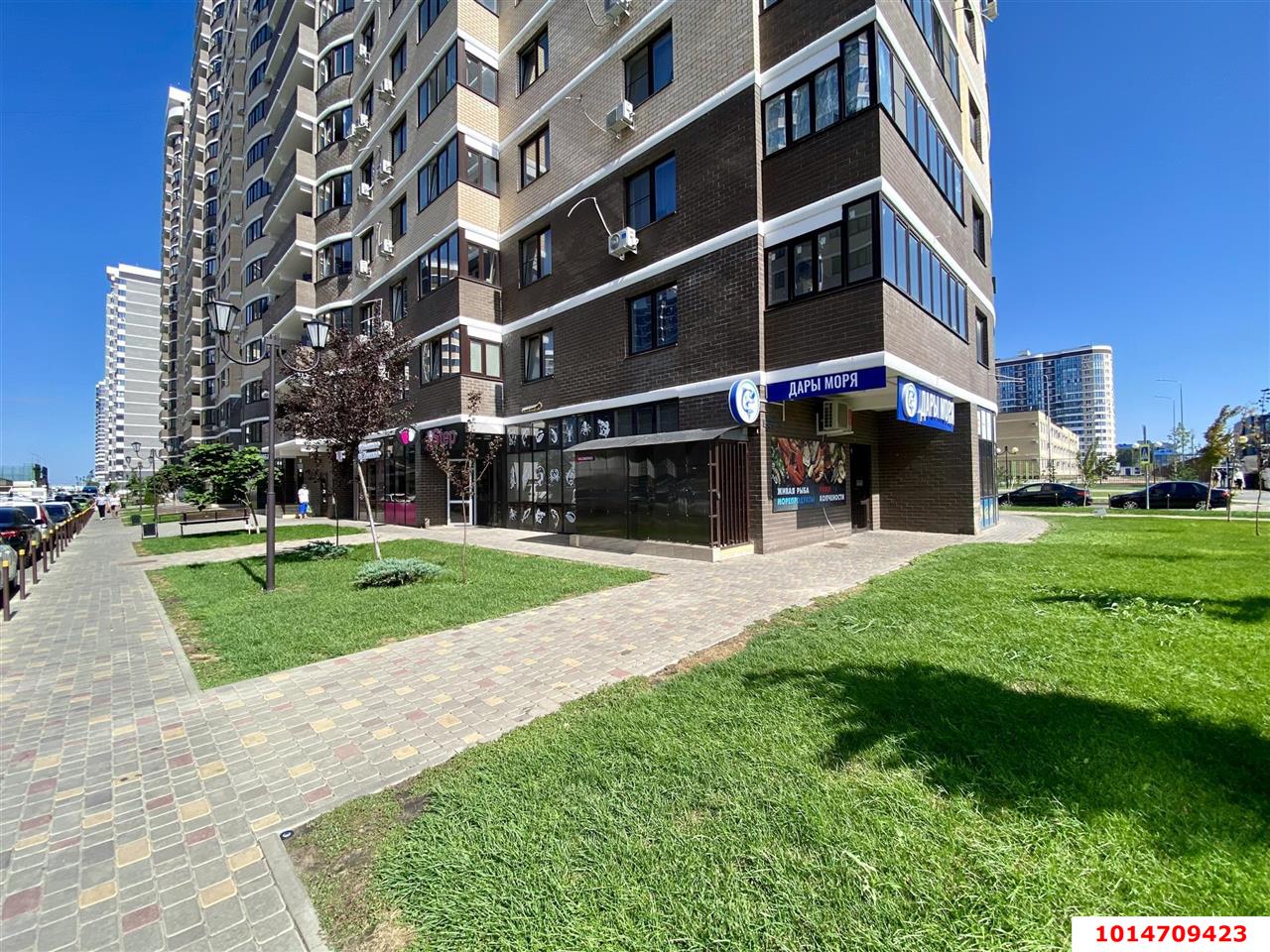 Фото №1: Торговое помещение 43 м² - Краснодар, жилой комплекс Дружный, ул. Адмирала Серебрякова, 3к3