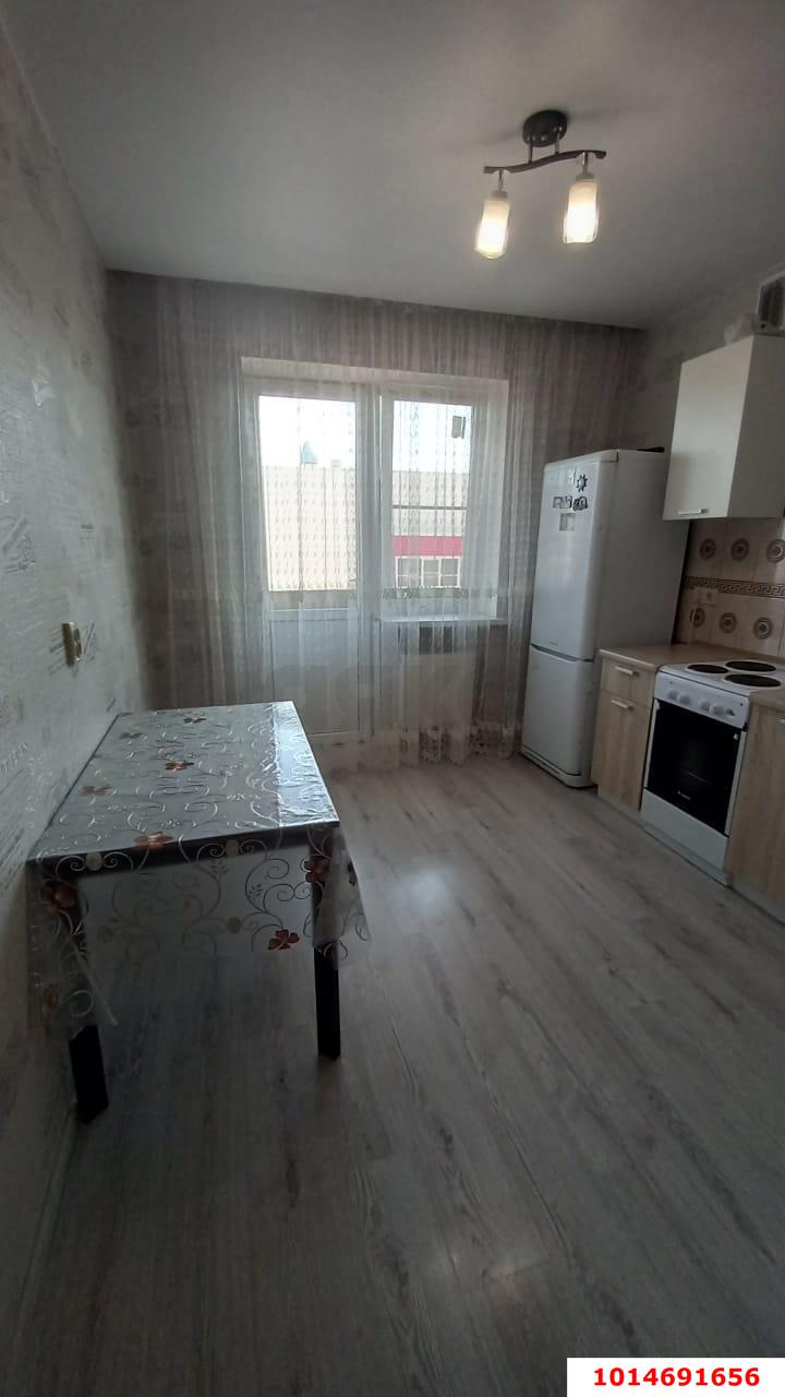 Фото №1: 1-комнатная квартира 40 м² - Российский, Прикубанский внутригородской округ, ул. Заводовского, 23