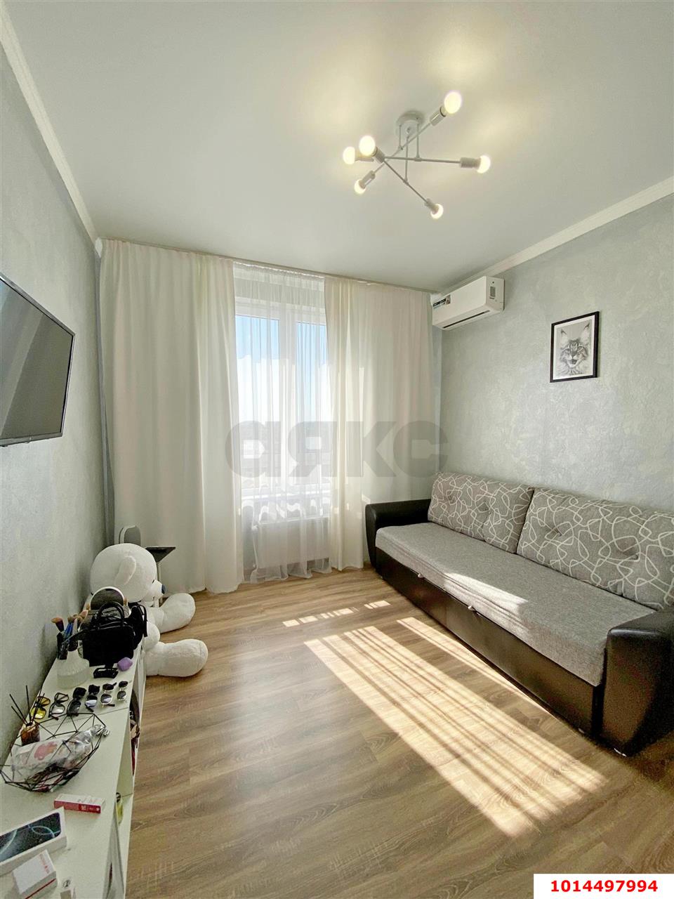 Фото №1: 1-комнатная квартира 30 м² - Краснодар, Центральный внутригородской округ, жилой комплекс Фонтаны, мкр. Черёмушки, ул. Воронежская, 47/14