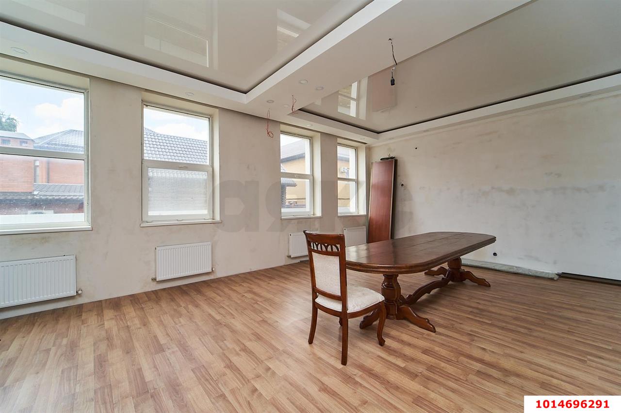 Фото №2: Дом 600 м² + 12 сот. - Краснодар, Прикубанский внутригородской округ, мкр. Новый, ул. имени Дзержинского, 118