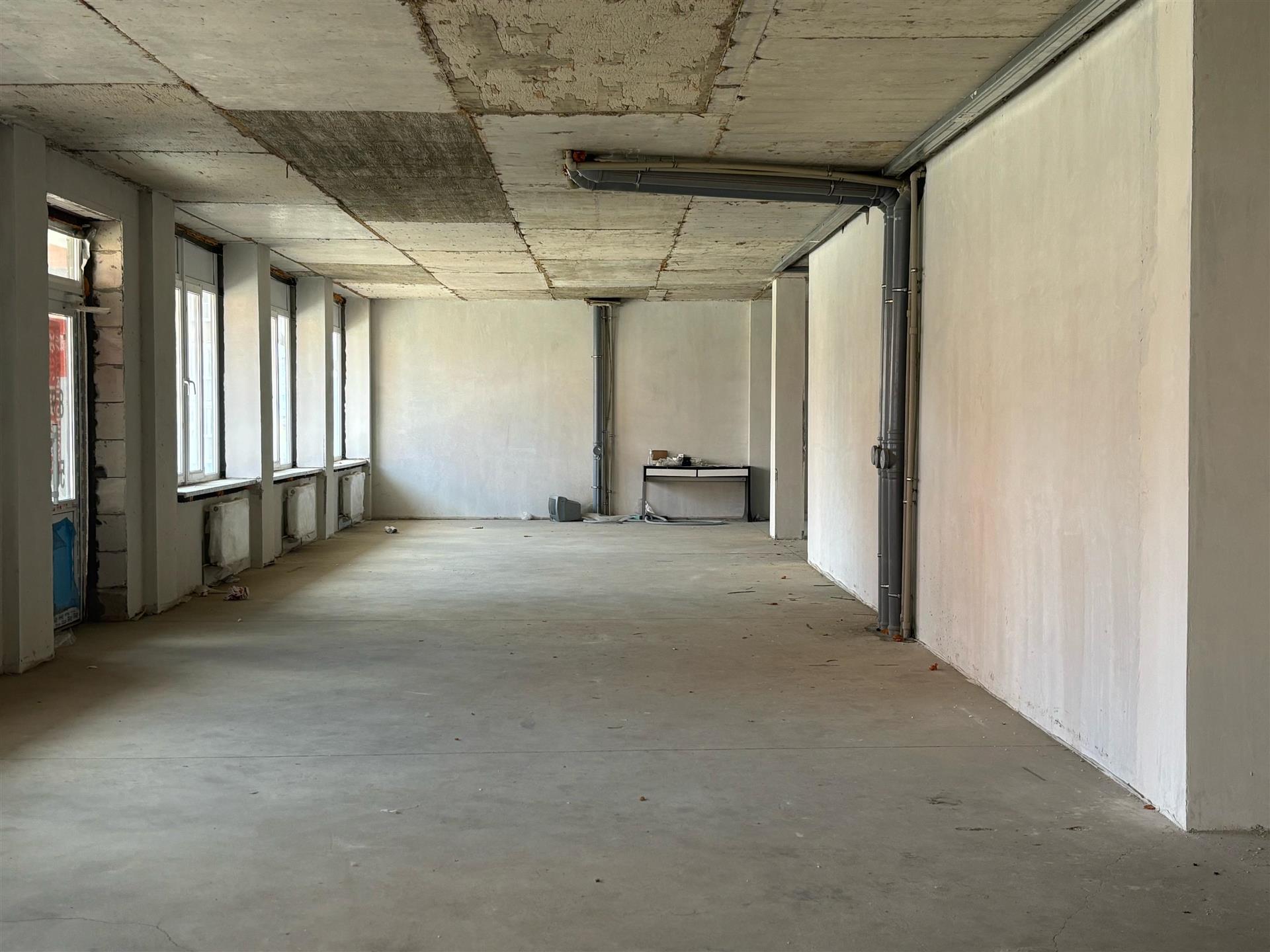 Фото №7: Коммерция 304 м² - Новая Адыгея, мкр. жилой комплекс Новый, ул. Бжегокайская, 21/1к2