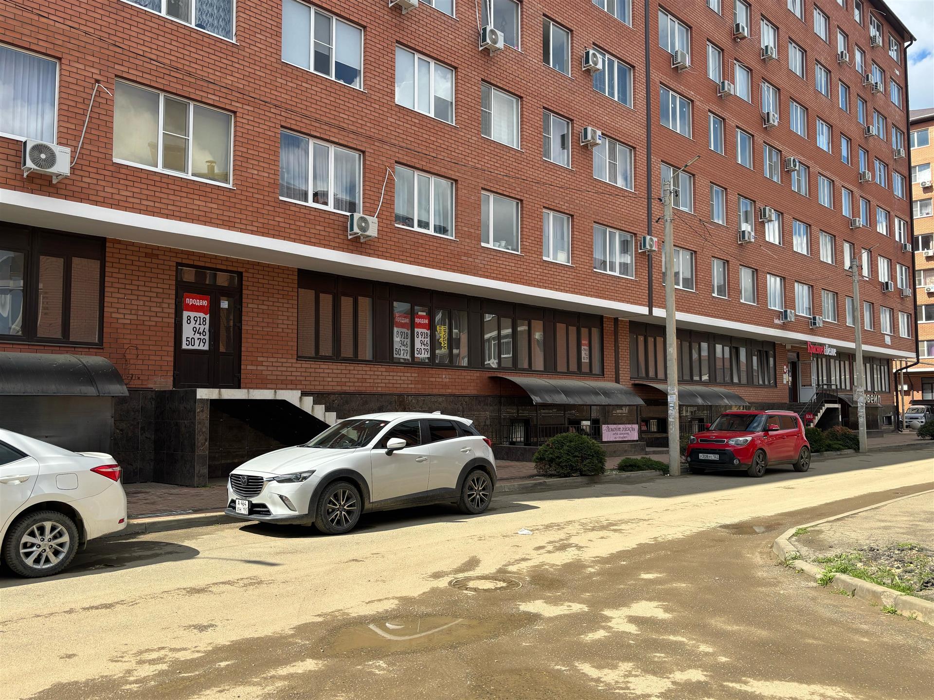 Фото №3: Коммерция 304 м² - Новая Адыгея, мкр. жилой комплекс Новый, ул. Бжегокайская, 21/1к2