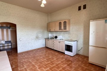 Фото №1: 2-комнатная квартира 68 м² - Краснодар, мкр. Завод Радиоизмерительных Приборов, ул. Есаульская, 51