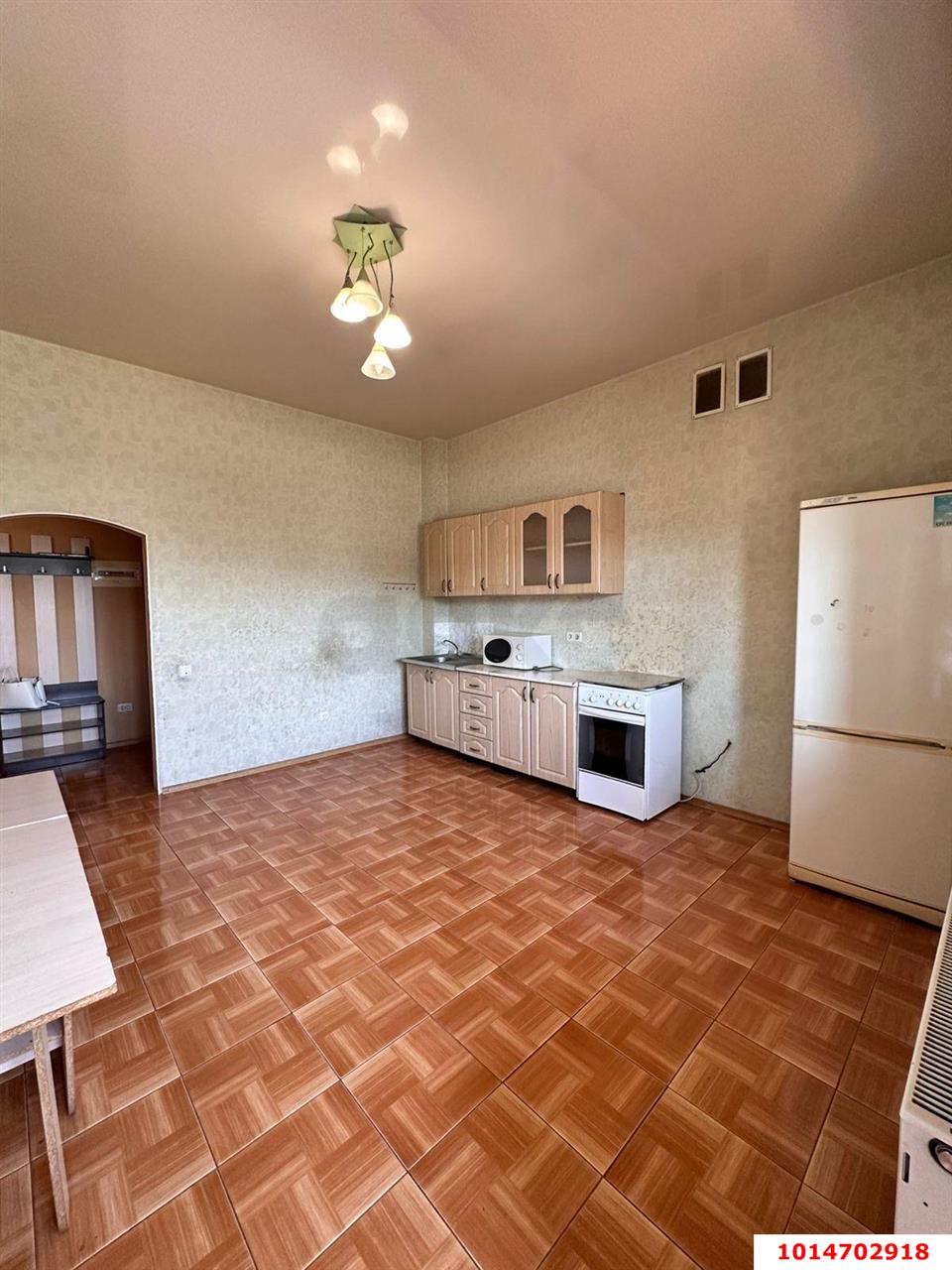 Фото №1: 2-комнатная квартира 68 м² - Краснодар, Завод Радиоизмерительных Приборов, ул. Есаульская, 51