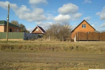 Фото №1: Земельный участок под ИЖС 8 сот. - Марьянская, ул. Советская, 187