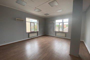 Фото №4: Торговое помещение 343 м² - Краснодар, мкр. Западный внутригородской округ, ул. Рашпилевская, 244
