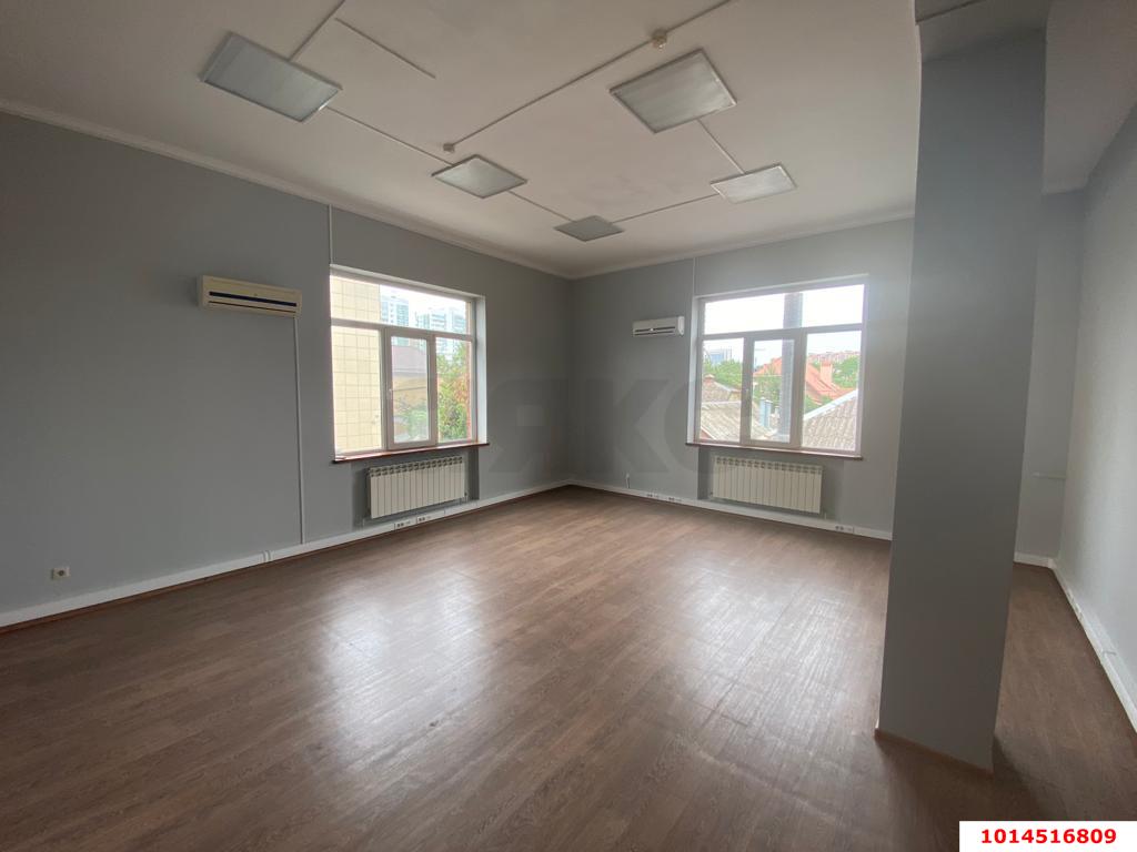 Фото №4: Торговое помещение 343 м² - Краснодар, Западный внутригородской округ, ул. Рашпилевская, 244