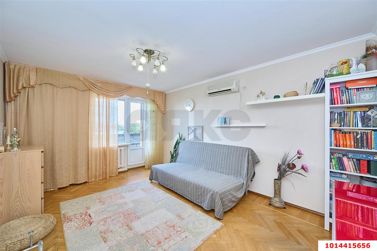 Фото №2: 3-комнатная квартира 72 м² - Краснодар, Западный внутригородской округ, Горгаз, мкр. Центральный, ул. Красина, 5