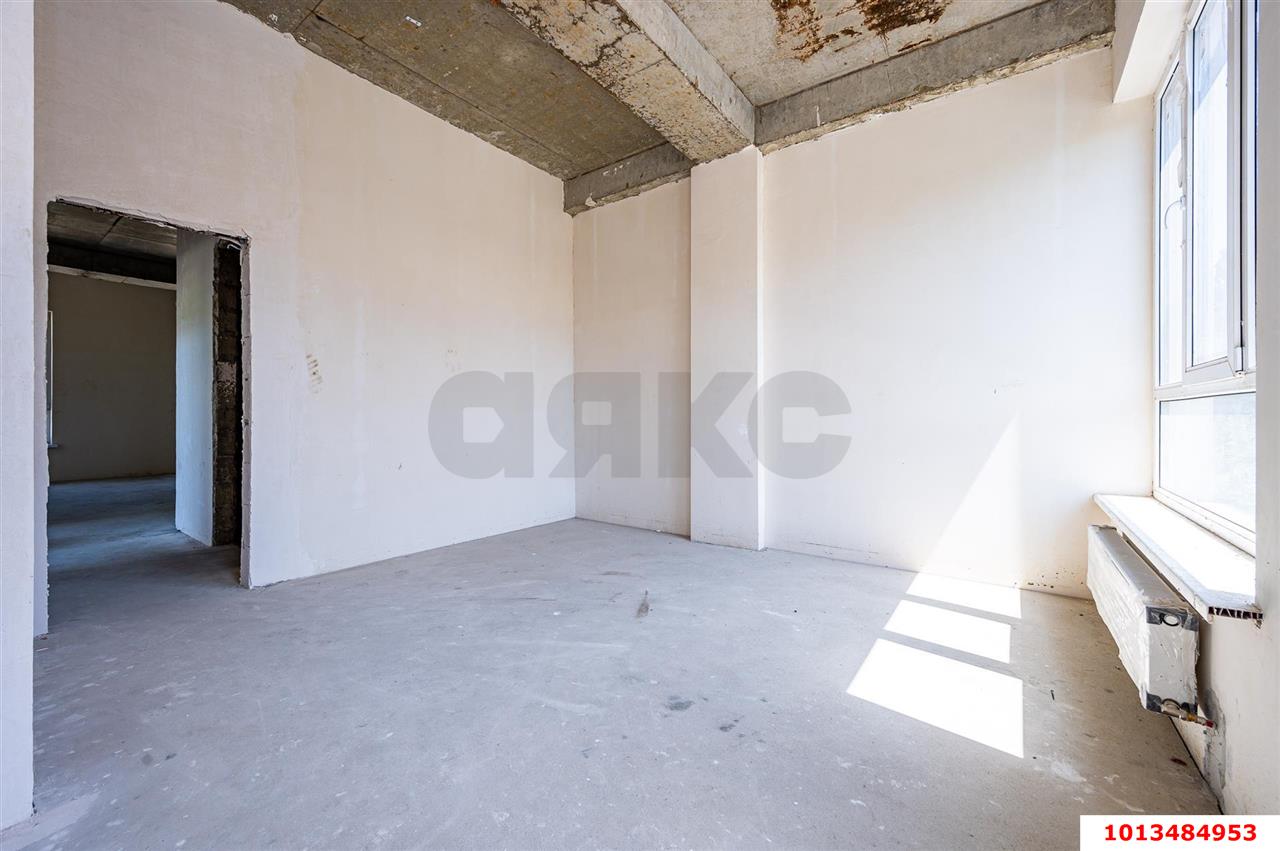 Фото №8: 4-комнатная квартира 270 м² - Краснодар, Центральный внутригородской округ, Западный внутригородской округ, Горогороды, мкр. Центральный, ул. Береговая, 10/3