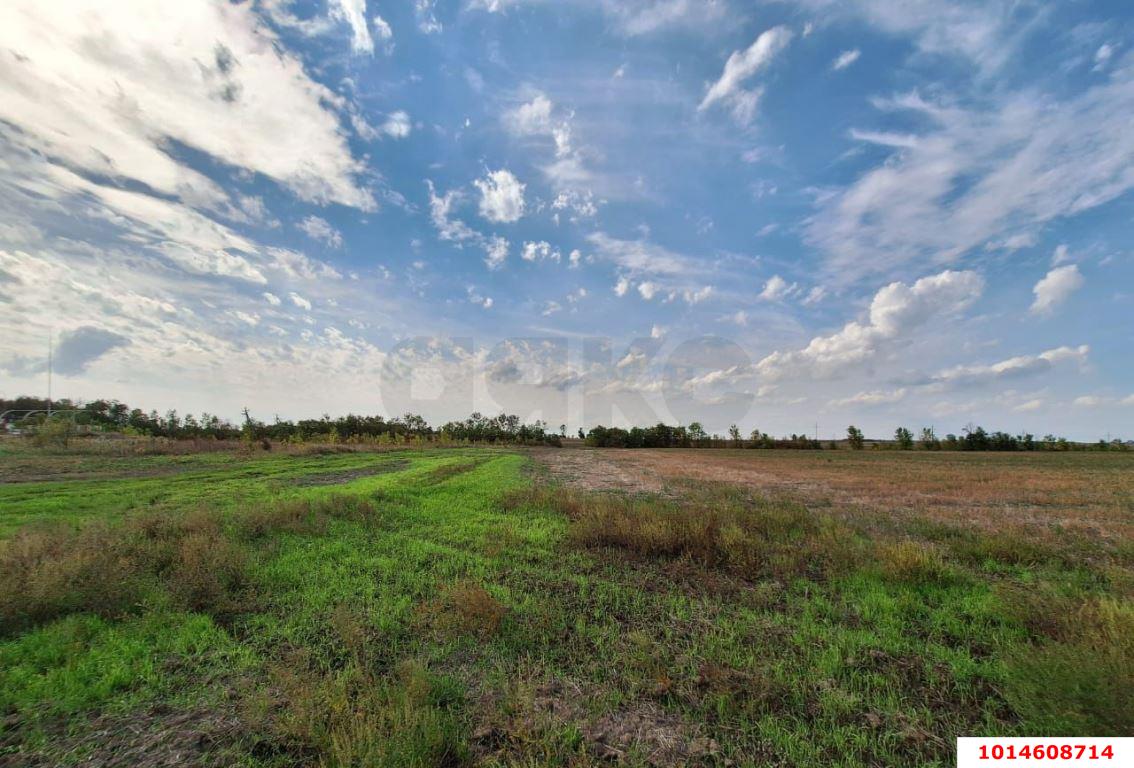 Фото №1: Земельный участок под ИЖС - Холмская, мкр. 8-й, ул. Мира, 172