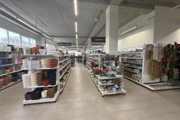 Фото №3: Отдельное здание 1000 м² - Краснодар, мкр. жилая зона Отделение № 1 ОПХ КНИИСХ, ул. Снежная, 1/3