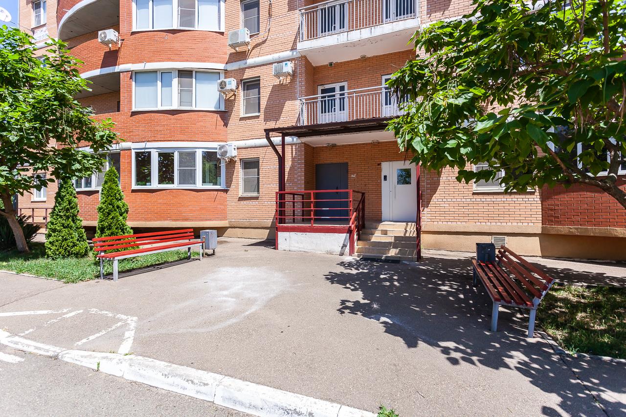 Фото №17: 1-комнатная квартира 45 м² - Краснодар, Прикубанский внутригородской округ, мкр. Краевая Клиническая Больница, ул. Домбайская, 6/1